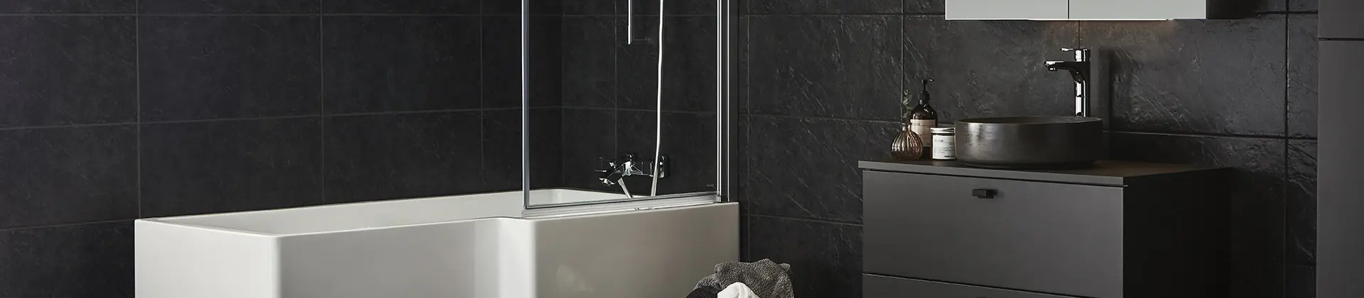 bathtub screen walls