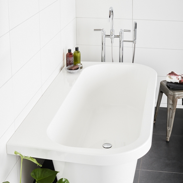 STRAND BATH TUB 1700 WHITE